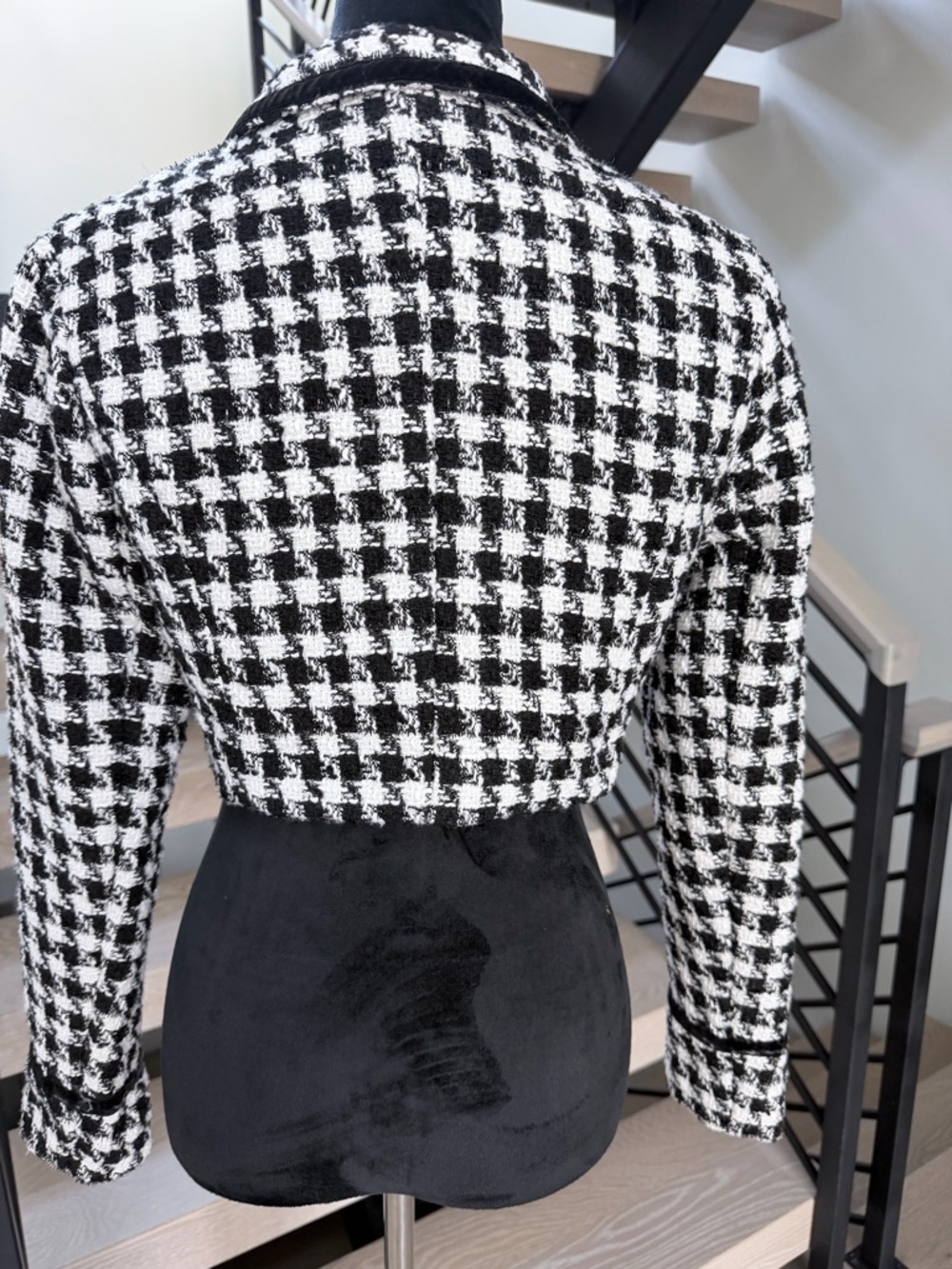 Cropped Houndstooth Jacket ONLY in Black & White size XS - Picture 10 of 10